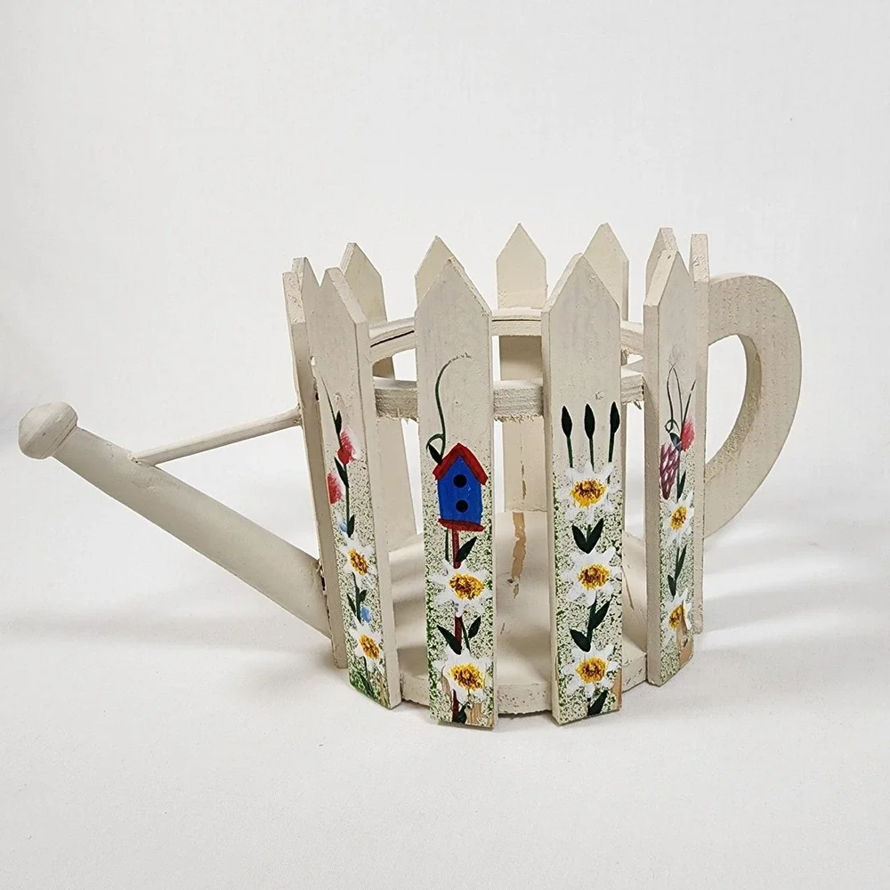 VINTAGE‎ Home Interiors & Gifts White Picket Fence Floral Basket Watering Can